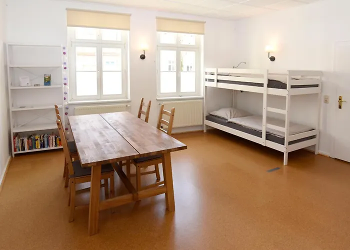 Zur Hauptwache - * Lenzen