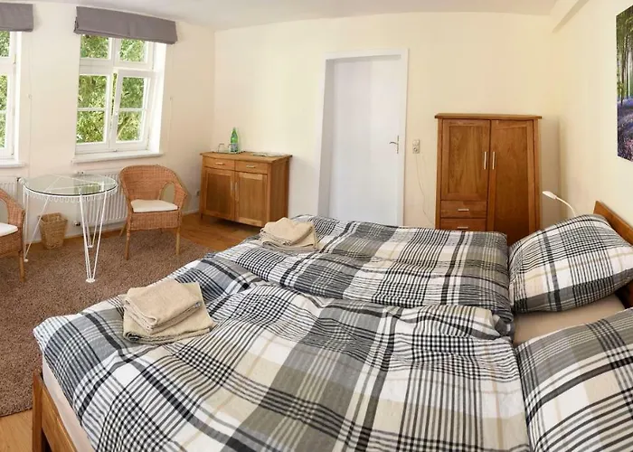 Zur Hauptwache - * Lenzen